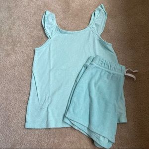 GAP KIDS XXL super soft terry cloth fabric top with flutter sleeves and shorts
